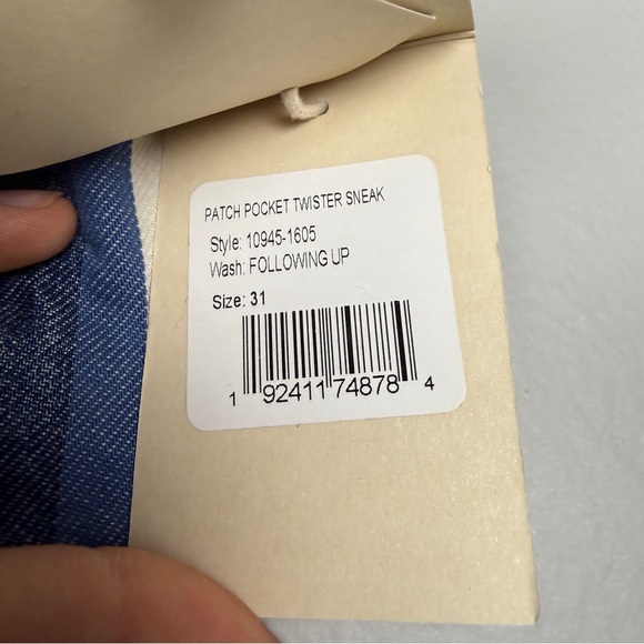 Tuckernuck Mother Patch Pocket Twister Sneak Wide Following Up Striped Jeans - Picture 9 of 12